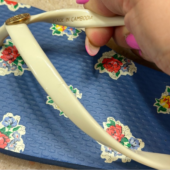 Tory Burch Flip Flops 7 - Picture 3 of 4